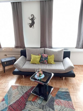  City Apartmentstudio mit Tiefgarage free parking  Грац